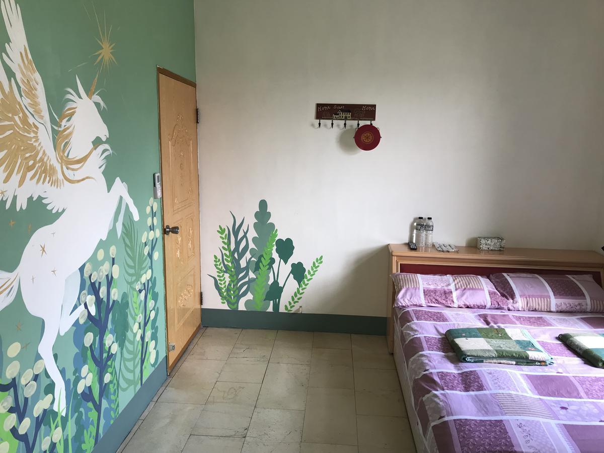 Instructor 818 Rooms Homestay Xiaoliuqiu Buitenkant foto